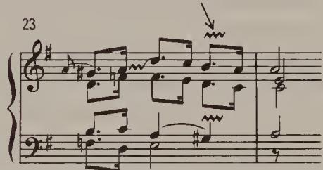 Ex. 19.17. Partita No. 6, BWV 830, Sarabande, bars 23–4