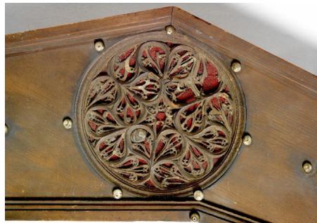 Fig.  87: Dominicus Pisaurensis, Clavichord, 16th century, Musée de la Musique, Paris, E.1608/C.1485; <https://collectionsdumusee. philharmoniedeparis.fr/collectionsdumusee/ doc/MUSEE/0157969/clavicorde> (accessed on 4 March 2025).